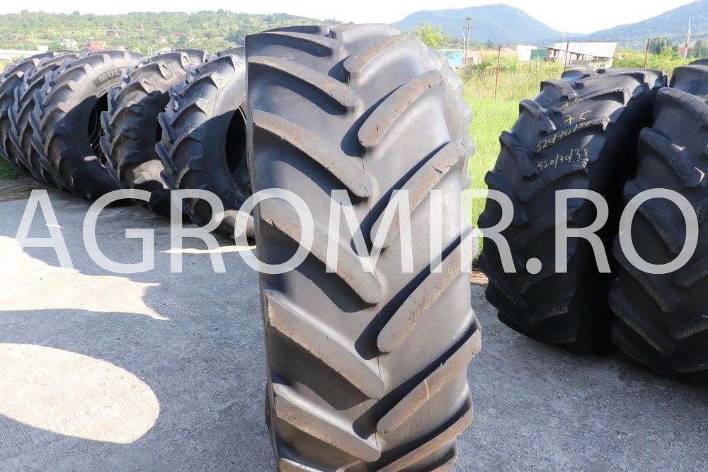 580/7038 cauciucuri agricole second hand anveloep de tractor cu TVA