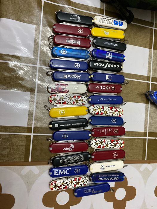 Продаю швейцарские ножи