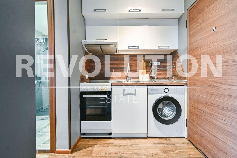 Двустаен апартамент в ж.к. Люлин 3.