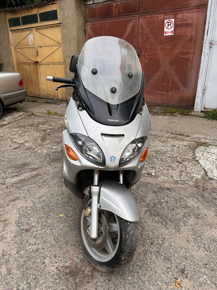 Vand / Schimb Piaggio X9 180cc