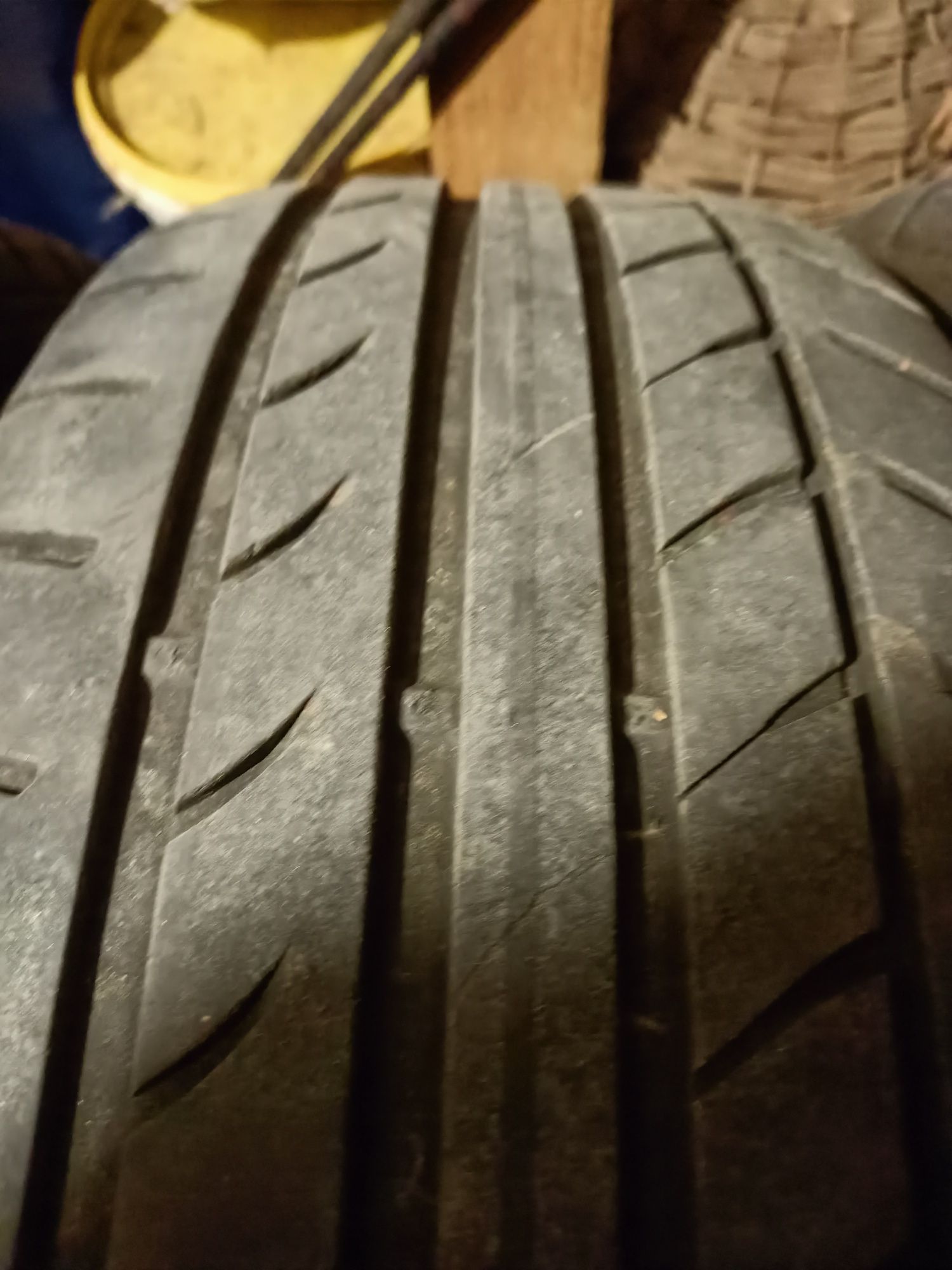 Dunlop 225/60 R17 Run on Flat