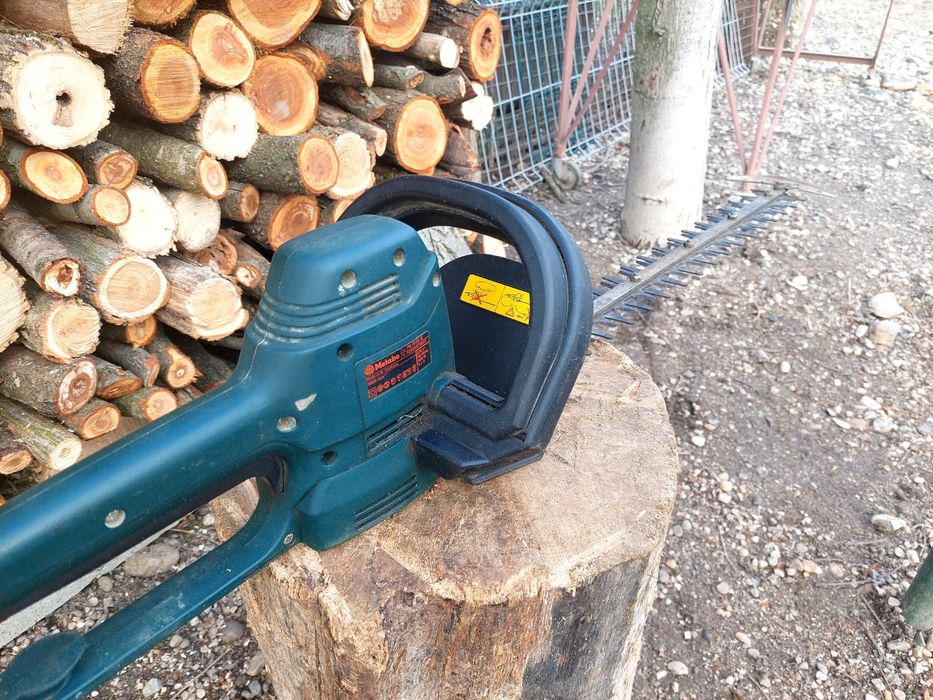 Vind mașină de tuns gard viu Metabo