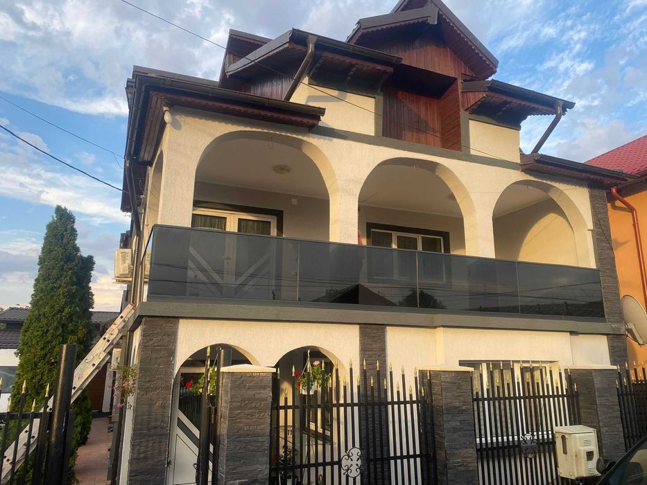 Balustrada din sticla Securizata , laminata, Interior si Exterior