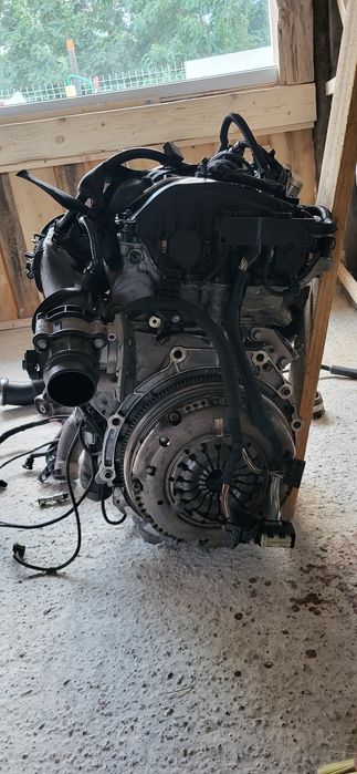 Vând/ dezmembrez motor Mini cooper