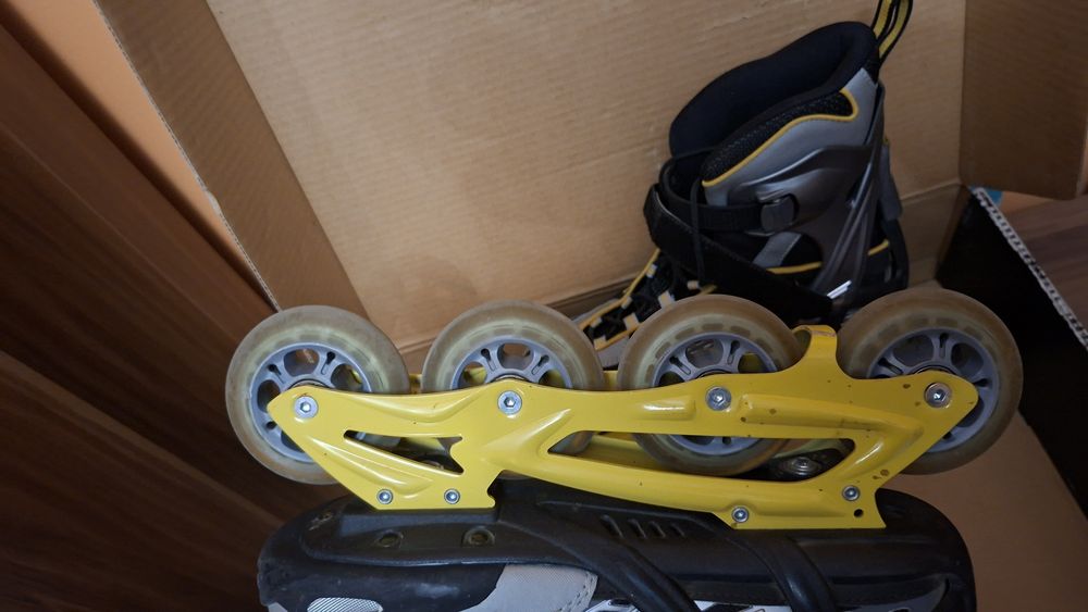 Role rollerblade Astro 7, roti ABEC 7, 82mm