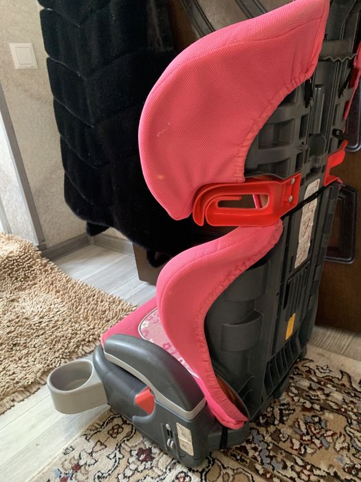 Продам автокресло-бустер