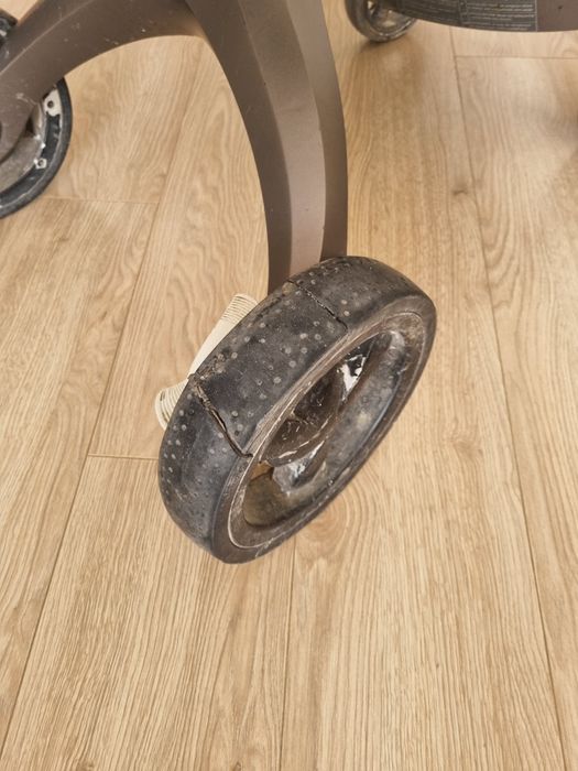 Stokke V4 + maxi cosi столче за кола