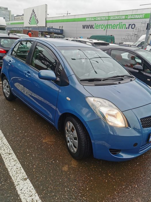VÂND Toyota Yaris