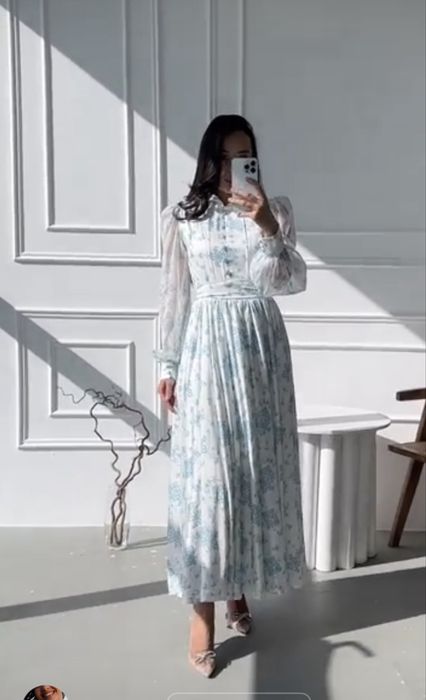 Платье длина миди
