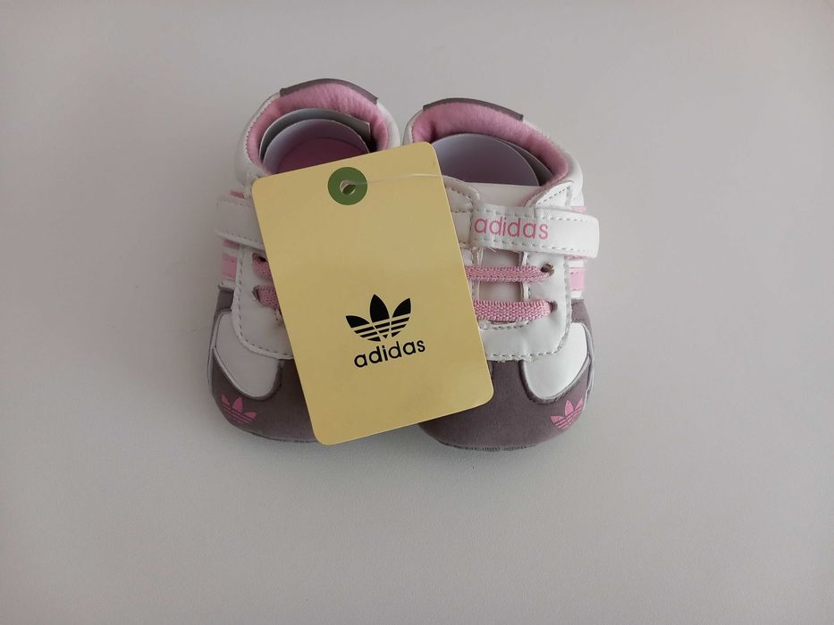 Бебешки обувки / маратонки / буйки Adidas