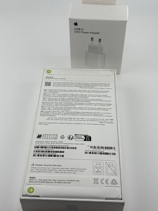 Apple iPhone 16, 128GB, 5G, White, sigilat, pachet FULL