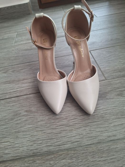 Дамски елегантни обувки