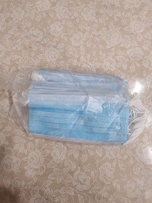 Маски защитные, медицинские, одноразовые