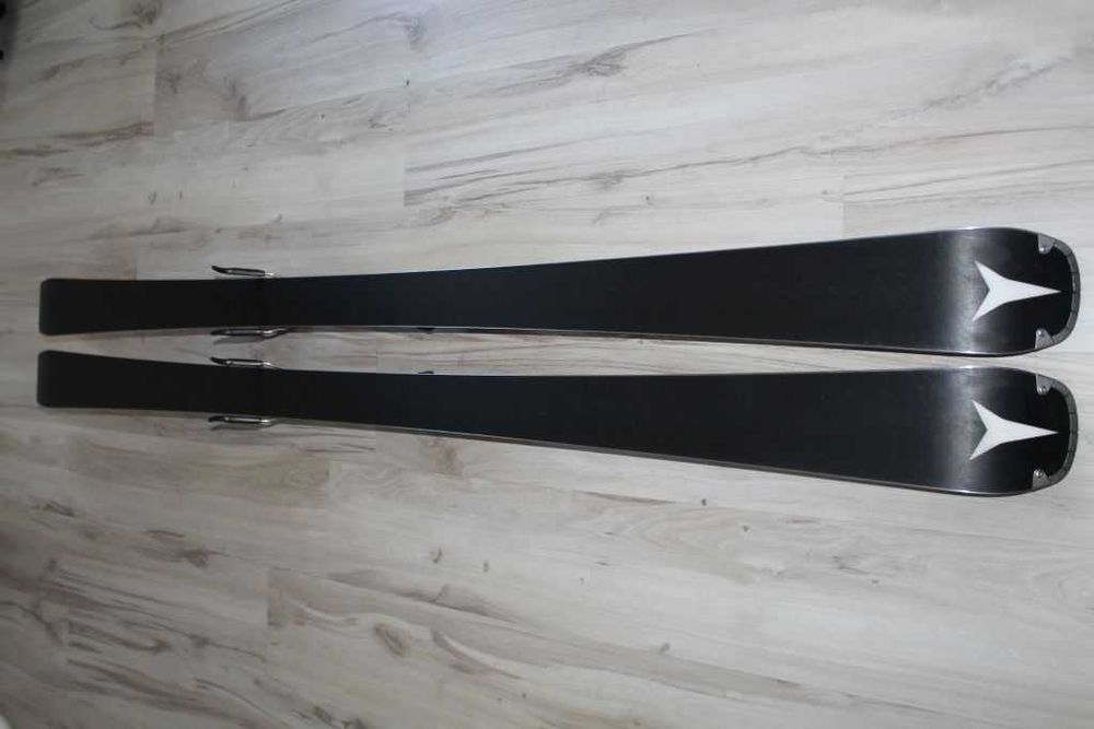 Ски ATOMIC Q9 Revoshock 176cm 168cm 160cm  152cm  2025