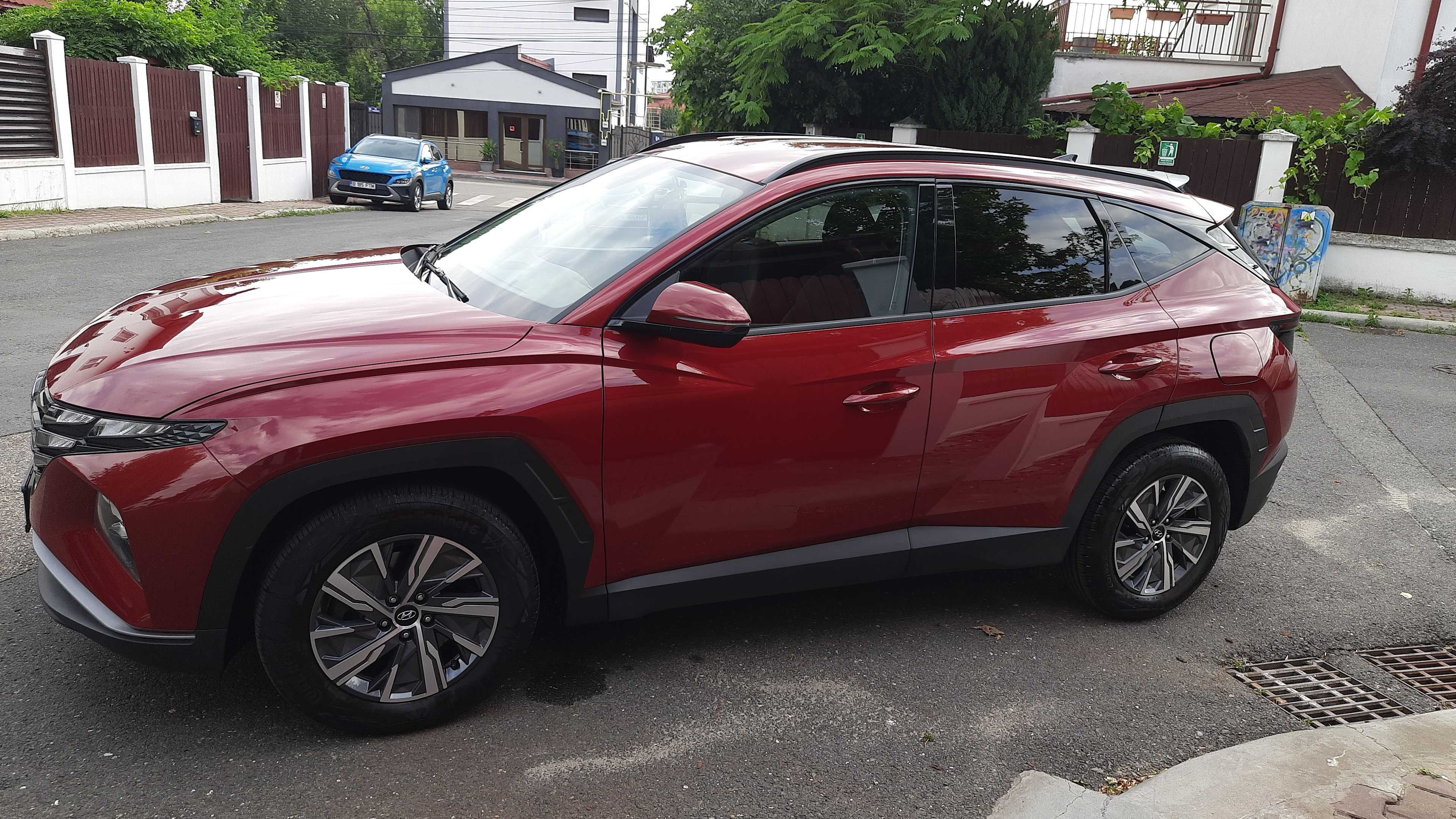 Hyundai Tucson 1.6 l 150 CP 2WD 6MT Style+, 22mii km, ca noua