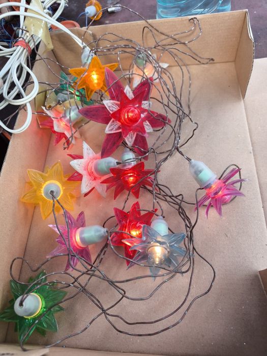 Instalație de pom veche -Nuferi