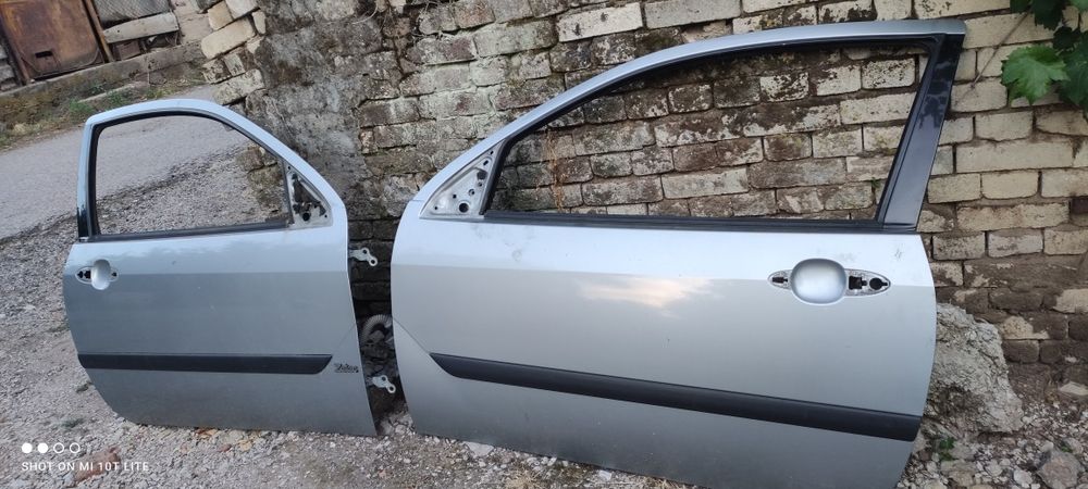Врати за Форд Фокус Двуврат Мк1 Vrati Za Ford Focus Dvuvrat Mk1