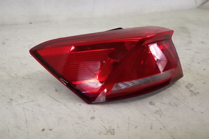 Стоп Ляв Преден Led Оригинален В Добро Състояние Фолксваген ВВ / Volks