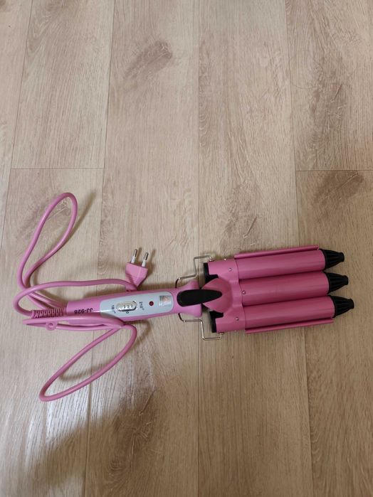 Продавам преса за коса