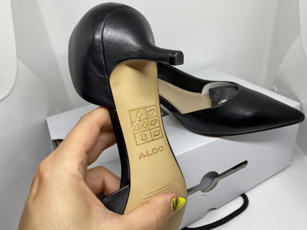 Обувки естествена кожа Aldo