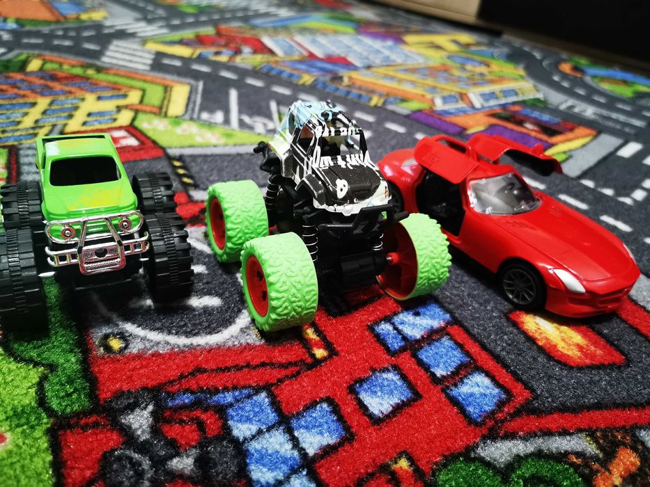 Set  3  mașinuțe