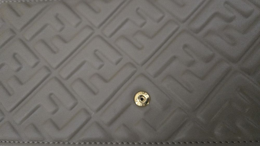 Fendi baguette оригинална чанта