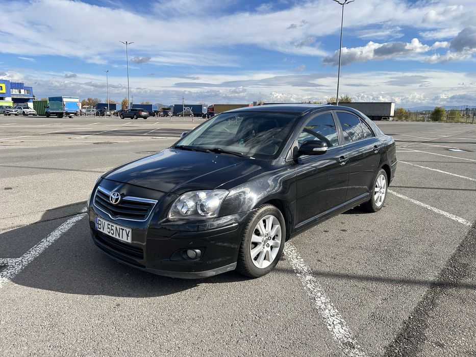 Vând Toyota Avensis 2.0