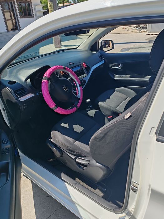 Vând KIA PICANTO facelift  Gpl