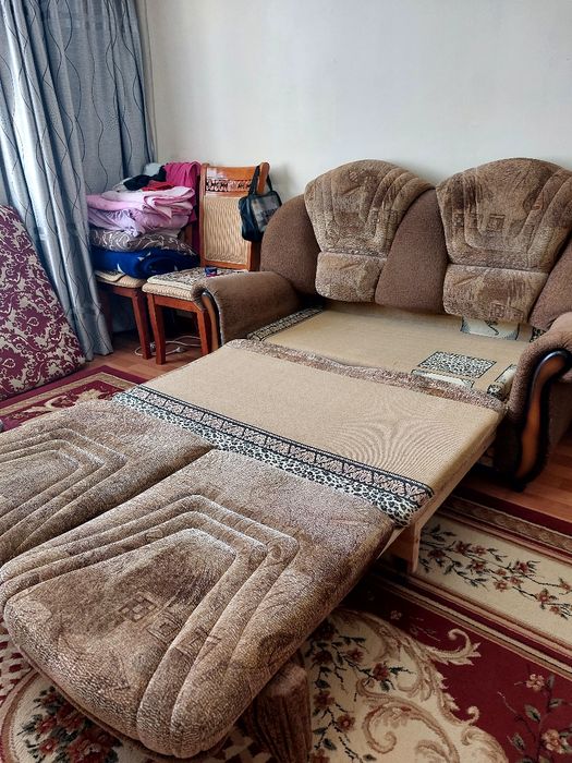 Продаётся диван в отличном состоянии