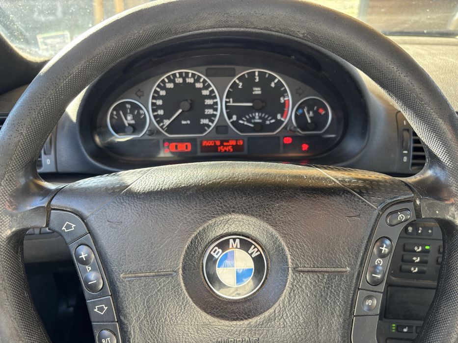 Bmw 320D 6 скорости 2003 г.
