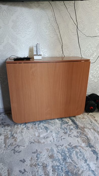 Стол 2-х метровый в отличном состоянии