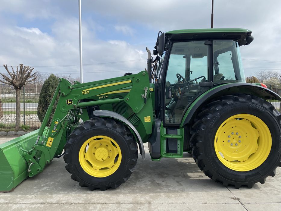 John Deere 5100R