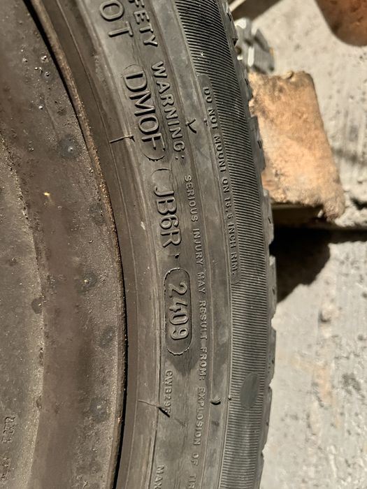 Vând set de 4 roți cu cauciucuri de iarnă - 205/55 R16