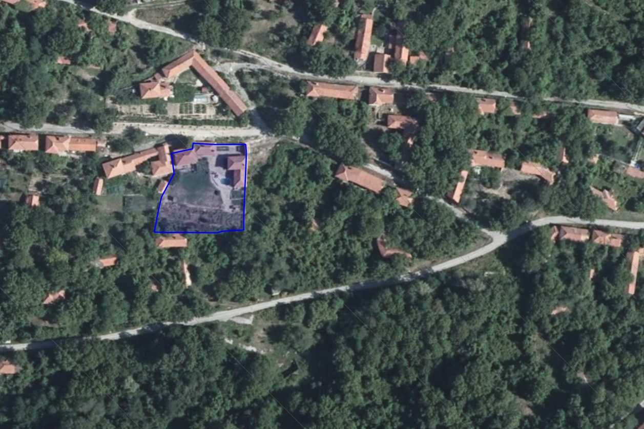 Продава се Къща в с. Брестово, Област Ловеч - 344 кв.м за 400 €/кв.м - Снимка #22