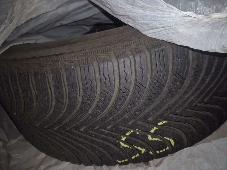Vand jante si cauciucuri 225 55 R17
