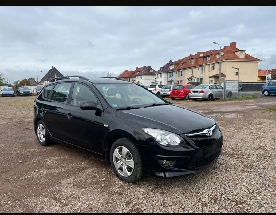 Hyundai i30  1.4 Benzina