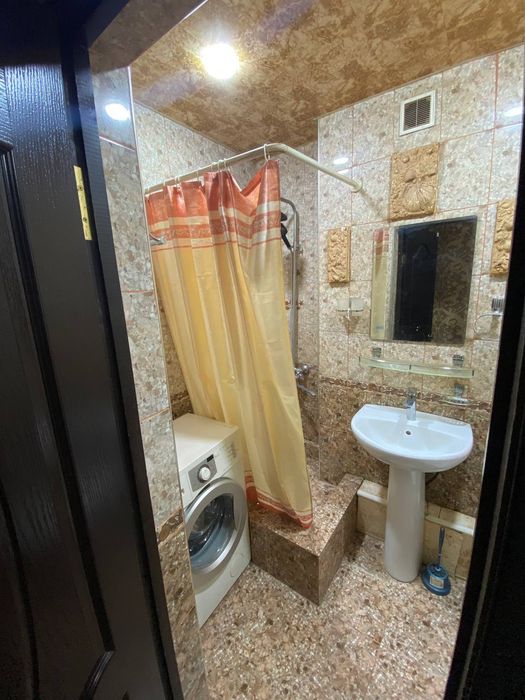 Мирабадский район!  Госпитальный  1/3/5  кирпич  40м²