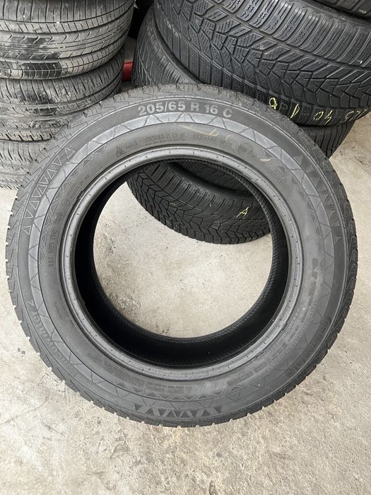 1 anvelopa de iarna 205/65/16c continental 6 mm!