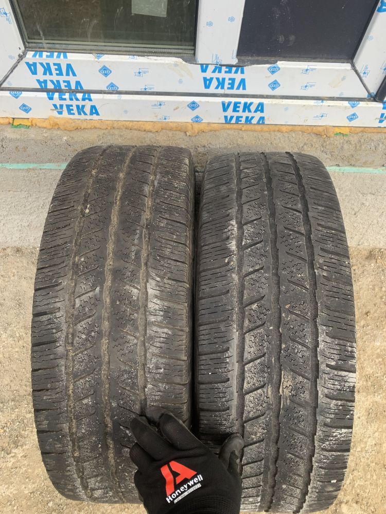 Vand 4 anvelope 235/65 R16C continental 2022