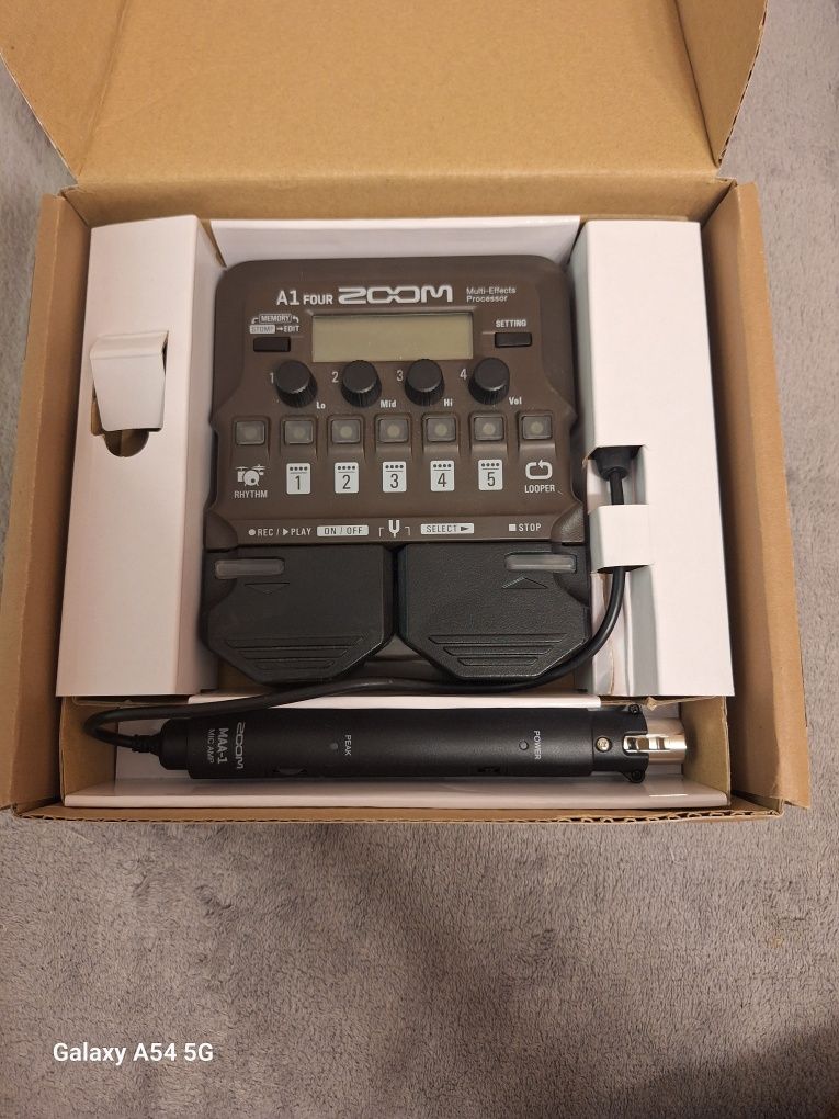 Pedala multi Efect Zoom A1 Four