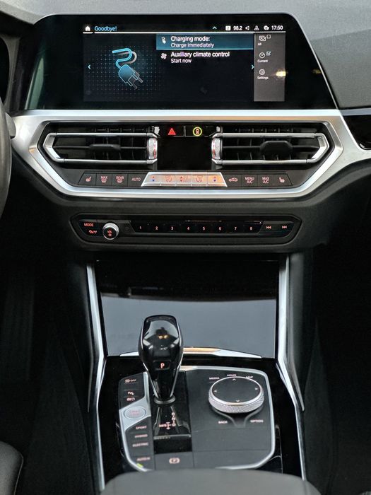 Inchirieri auto Timisoara BMW Seria 3 Hybrid rent a car