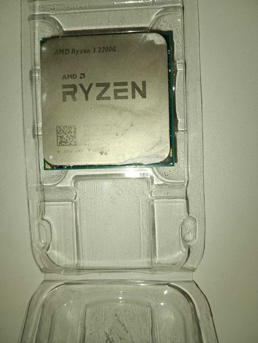 Продам Ryzen 2200g