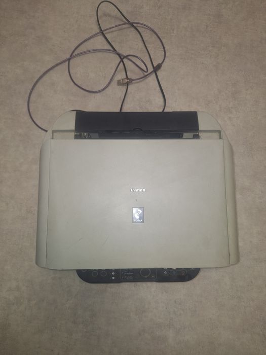 Продам принтер (цветной)