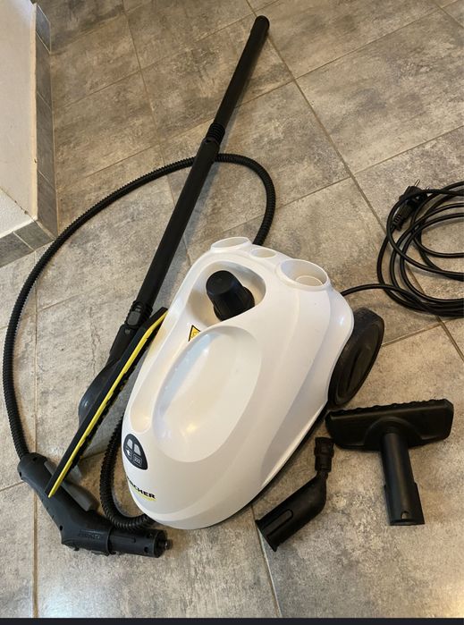Se vinde apaarat cu aburi Karcher