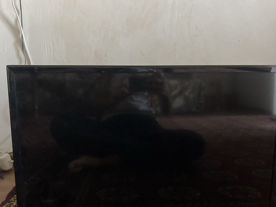 Продам телевизор Artel LED 9000/28.