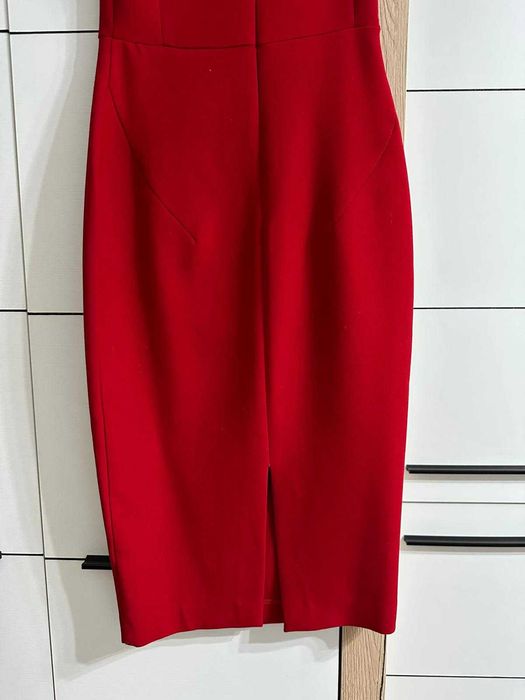 Rochie rosie eleganta