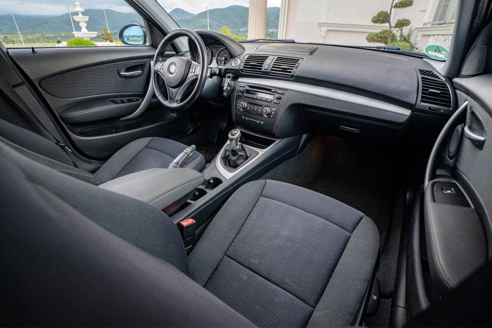 Bmw Seria 1 *Rate* 118 Diesel Euro 5 *Garantie 12 Luni*