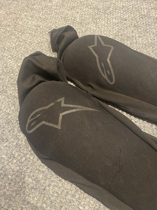 Наколенки alpinestar