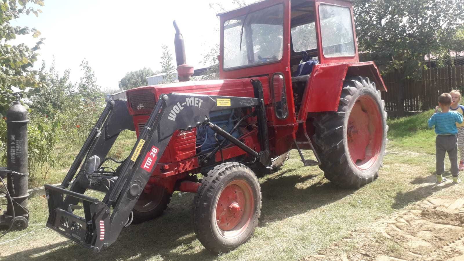 Incarcatoare noi pentru tractorU650, U651, U445, FIAT