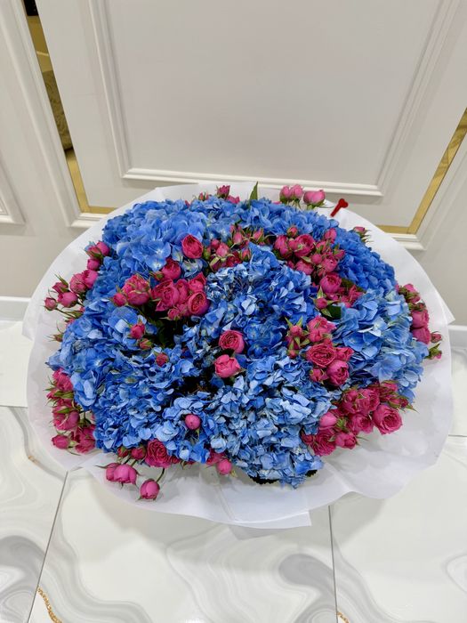 Красивый большой букет